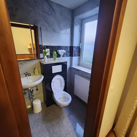 Appartamento Einzellzimmer Mit Extra Bad 25 *